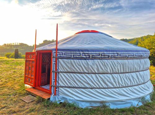 Yourte Mongole traditionnelle
