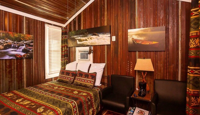 Yowie Cabin In The Beautiful East TN Mountains