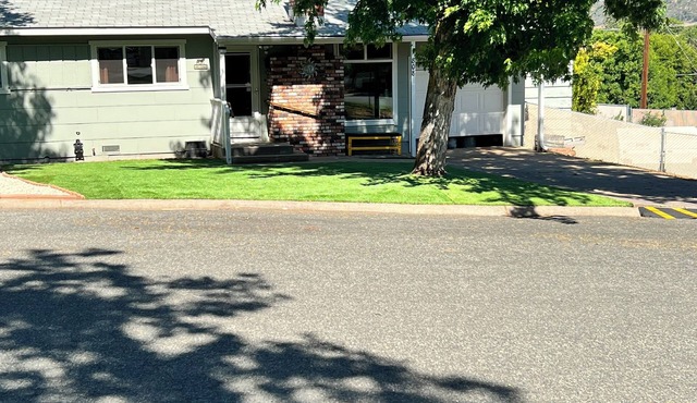 Yreka home near Mt. Shasta