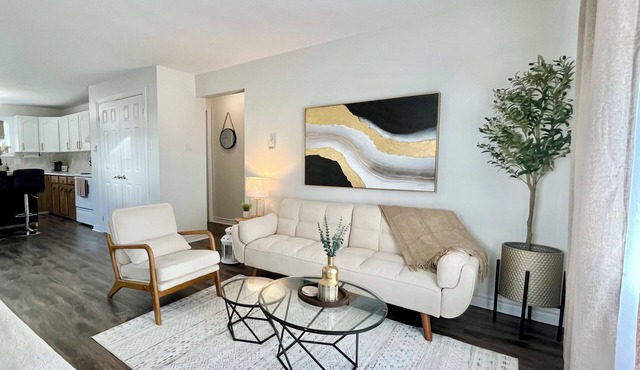 YSJ Short Stays - 2 Bedroom Apartment with Private Patio!