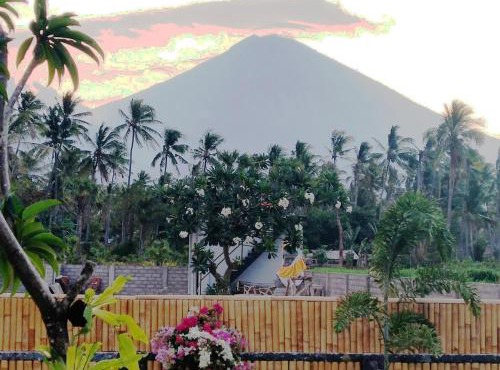 YuraAmed Villa mountain view