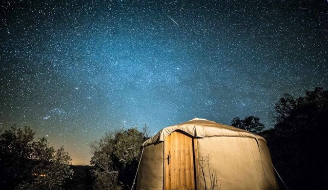 Yurt in nature, overlooking the Congost de Mont-Rebei