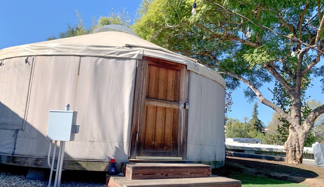 Yurt Life! Nestled in North San Diego foothills yet only 20 mins from beach.