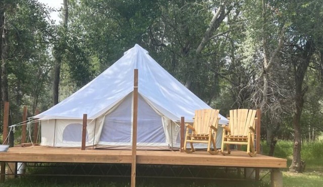 Yurt on Rock Creek in Joliet, Montana
