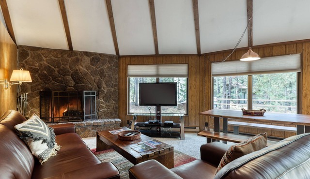 Yurt-style Home with Wraparound Deck, SHARC Passes, & WiFi