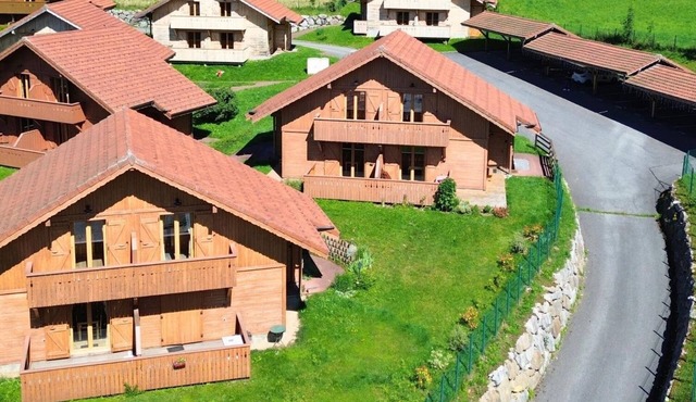 Z-Chalet Mitoyen 8A., Z-Chalet Mitoyen 8A.