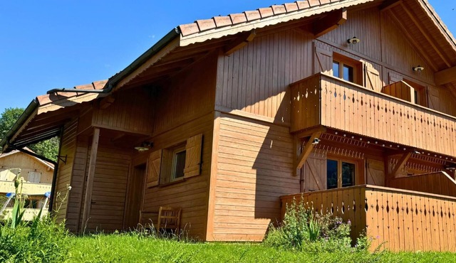 Z-Chalet Mitoyen 3A., Z-Chalet Mitoyen 3A.