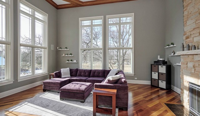 Z family Estate-a secluded luxury 6000sf home with pool/spa