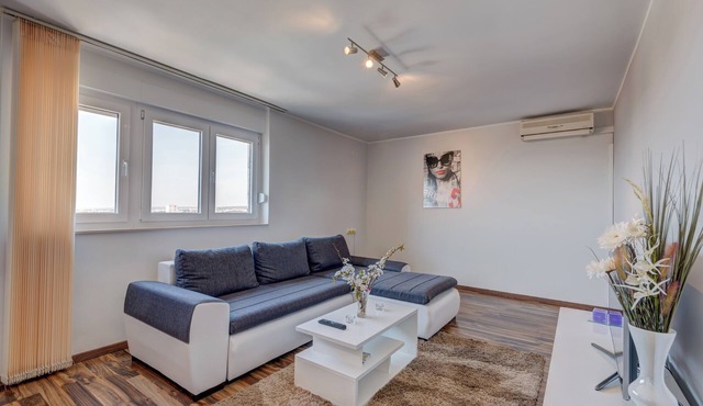 Zadar - Apartment near the beach and the center on the 12th floor