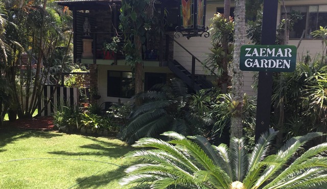 Zaemar Garden a private beach retreat,100m Rec Club & Wallis Lake boat ramp