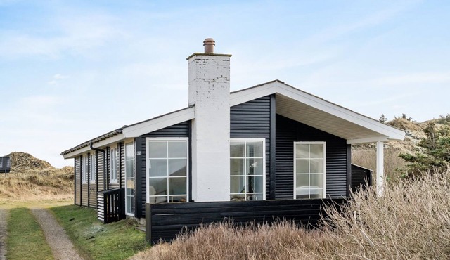 "Zaharinka" - 300m from the sea by Interhome