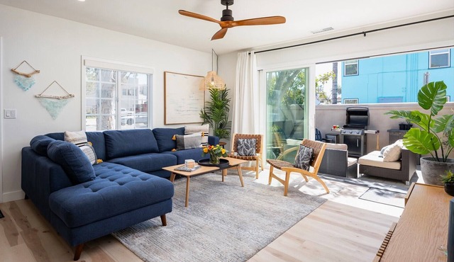 Zanzibar Retreat 2BR | Walk to Beach! + Courtyard