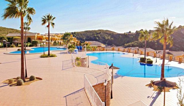 Zara - modern furnished bungalow with panoramic views in Benitachell
