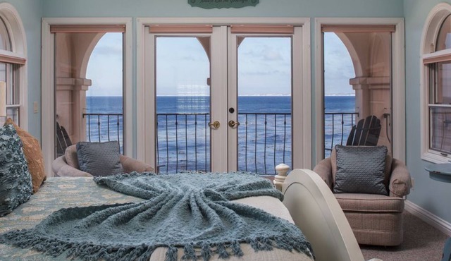 Zatara - Pacific Grove Beach House - Oceanfront Mediterranean