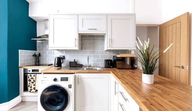 Zebulun Suite by Koya Homes