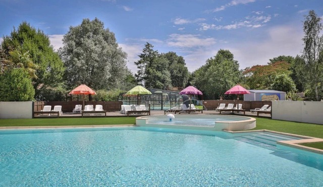 ZEcamping 3* animé piscine couverte dog friendly fitness locatif BBQ