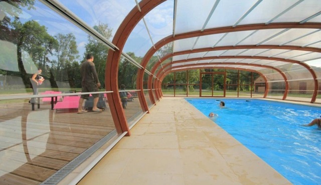 ZEcamping 2* piscine couverte jacuzzi sauna locatif TV BBQ 34m2 8 pers