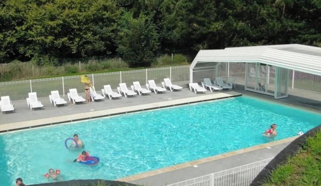 ZEcamping 3 étoiles piscine couverte animations locatif 4m2 2 pers