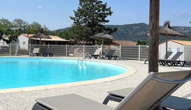 ZEcamping 3 étoiles piscine animaux acceptés chalet 4 pers