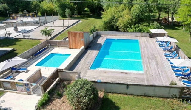 ZEcamping 3 étoiles piscine chauffée chiens acceptés chalet BBQ 34m2