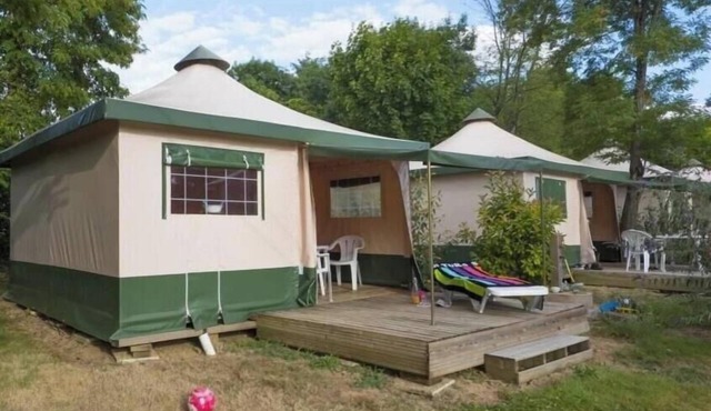 ZEcamping 3 étoiles piscine pet friendly tente BBQ 20m2 4 pers