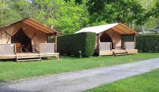 ZEcamping 3 étoiles piscine chauffée locatif BBQ 5 pers