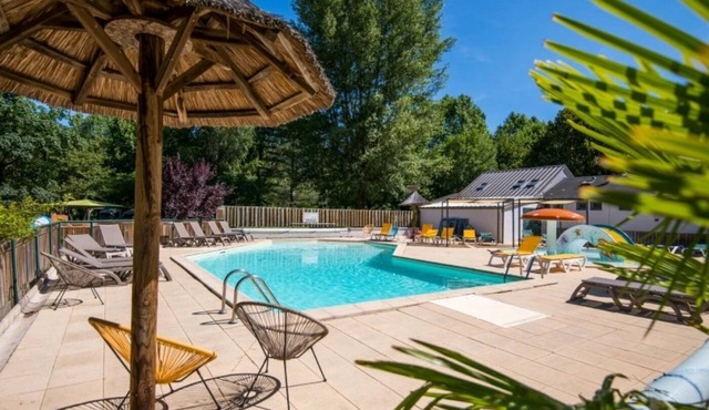 ZEcamping 3 étoiles piscine chauffée club enfant hammam locatif clim