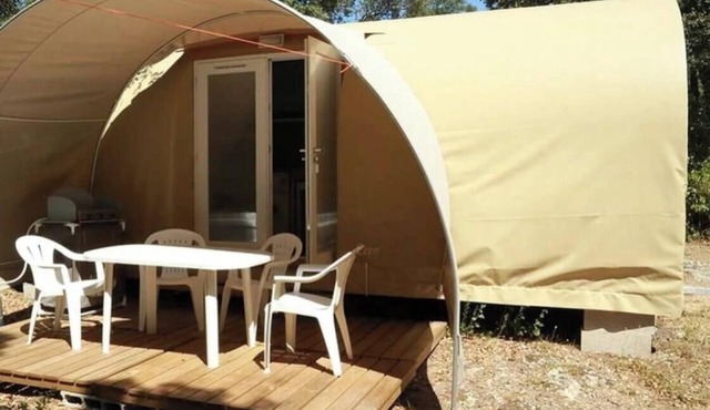 ZEcamping 3* animé toboggans dog friendly locatif 16m2 4 pers