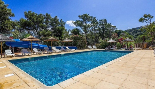ZEcamping 3* avec terrain multisports mini golf 2km plage dog friendly