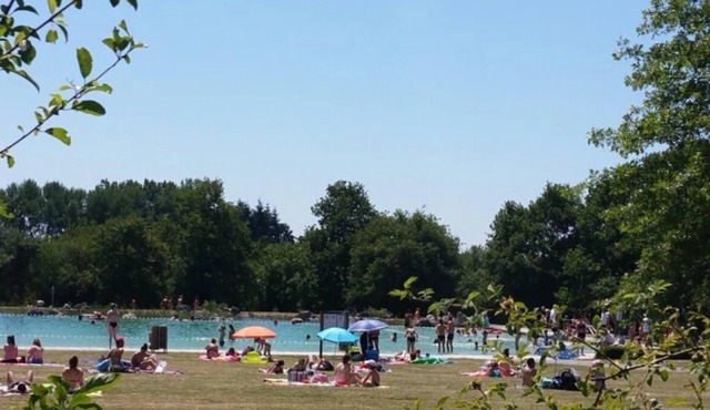 ZEcamping 3 étoiles animé piscine couverte locatif BBQ 32m2 4 pers