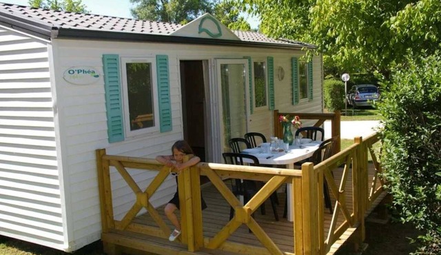 ZEcamping 3* familial piscine chauffée locatif TV clim 32m2 6 pers