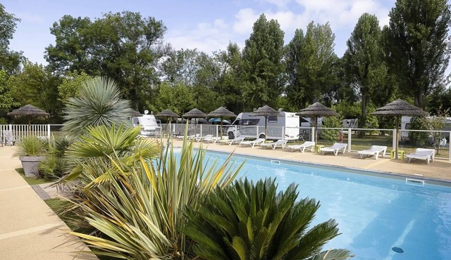 ZEcamping 3* piscine chauffée animations locatif TV 32m2 6 pers