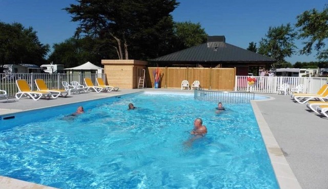 ZEcamping 3* pataugeoire piscine pet friendly mobil-home TV LV 25m2