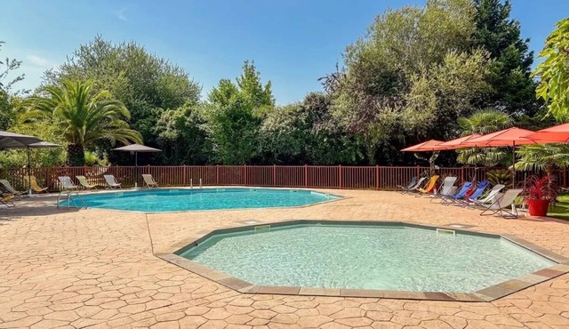 ZEcamping 3* piscine bien-être chalet TV 35m2 5 pers
