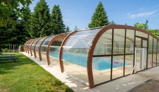 ZEcamping 3* piscine couverte jacuzzi chalet 35m2 8 pers