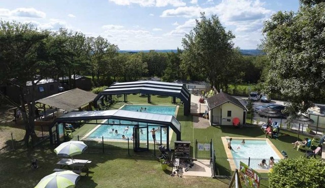 ZEcamping 3* piscine couverte chiens acceptés chalet 32m2 5 pers