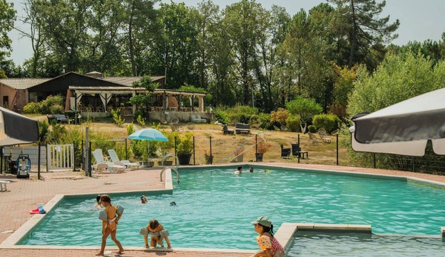 ZEcamping 3* toboggans pataugeoire pet friendly chalet TV LV 25m2