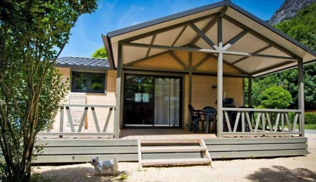 ZEcamping 4 étoiles animé dog friendly chalet LV BBQ 35m2