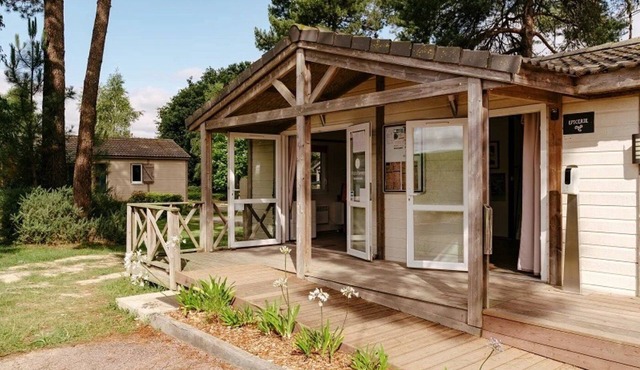 ZEcamping 4 étoiles animé piscine couverte locatif TV 35m2 5 pers
