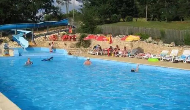 ZEcamping 4 étoiles animé parc aquatique locatif TV LV BBQ 35m2