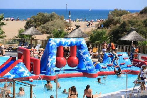 ZEcamping 4 étoiles chiens acceptés piscine chauffée et toboggans