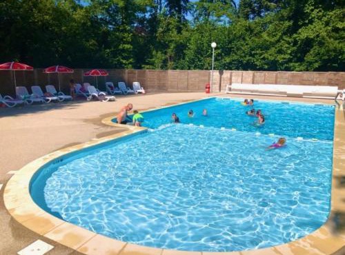 ZEcamping 4 familial animaux acceptés avec piscine et soirées animées