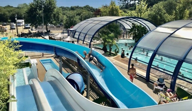 ZEcamping 4* familial animaux acceptés familial piscine couverte