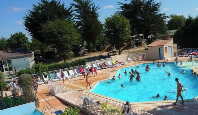 ZEcamping 4* familial pet friendly restaurant et espace aquatique