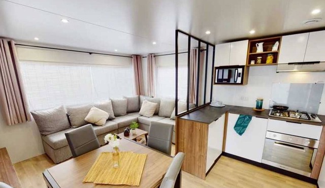 ZEcamping 4* 100m plage toboggans pet friendly animations locatif clim