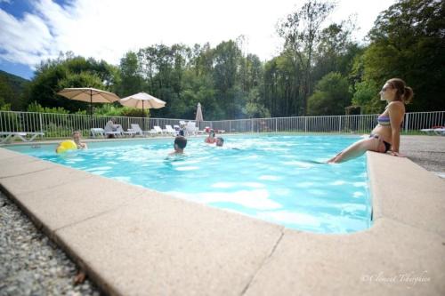 ZEcamping 4 pet friendly club enfant piscine bar et restanrant