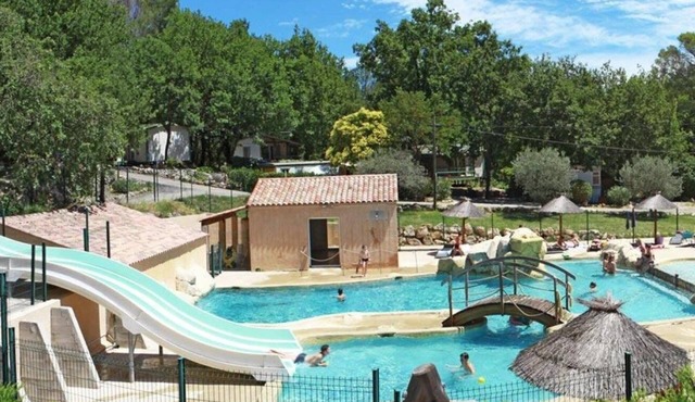 ZEcamping 4* parc aquatique toboggans tente 30m2 5 pers