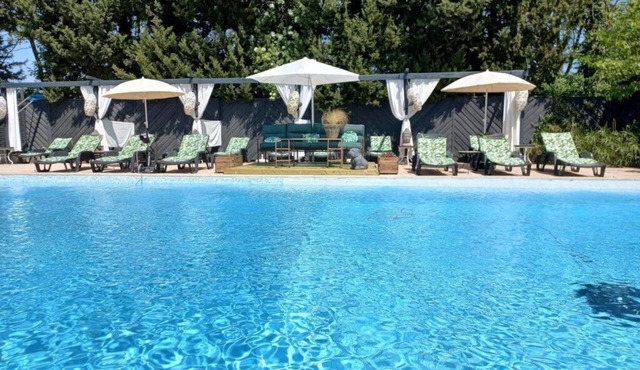 ZEcamping 4* piscine chiens acceptés jacuzzi chalet TV LV clim 32m2