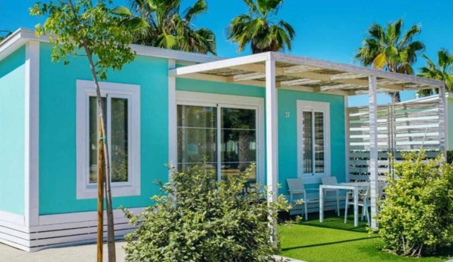 ZEcamping 5* familial espace aquatique locatif TV LV clim 32m2 5 pers