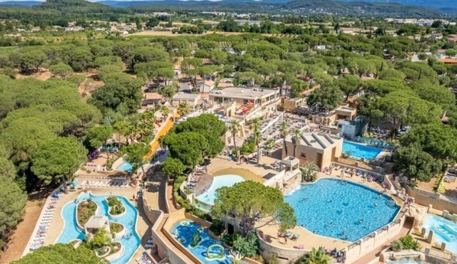 ZEcamping 5* parc aquatique locatif TV LV clim 43m2